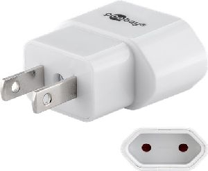 Goobay 45345 Reiseadapter Eurostecker auf USA/Japan, weiß VPE Retail Polybag Mindestbestellmenge 1