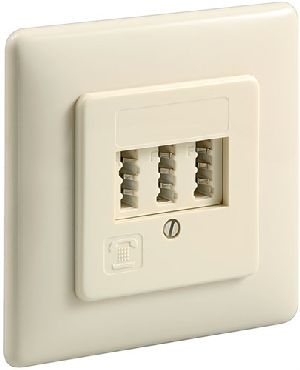 Goobay 50264 3x TAE-NFN Unterputzdose Farbversion: Beige
