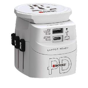 Skross 75253 Reiseadapter PRO Light USB AC45PD VPE Retail Box Mindestbestellmenge 1