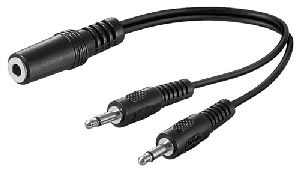 Goobay 50472 Audio Y-Kabeladapter 3,5 mm, 1x Stereo-Buchse zu 2x Mono-Stecker, 0.2 m, Schwarz - Klin